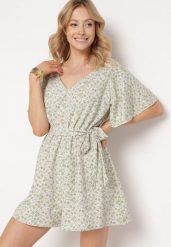 Zielony Kombinezon z Gumką w Pasie Zapinany przy Karku na Guzik z Dodatkowym Materiałowym Paskiem Odilla. Zielone sukienki Born2be, do pracy, na lato, m, bez wzorów, z materiału, biznesowe, bez kołnierzyka, bez ramiączek, kopertowe. Za 39.99 zł.