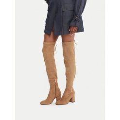 Kozaki Nine West. Brązowe kozaki Nine West, bez obcasa, na słupku, bez zapięcia. Za 329.99 zł.