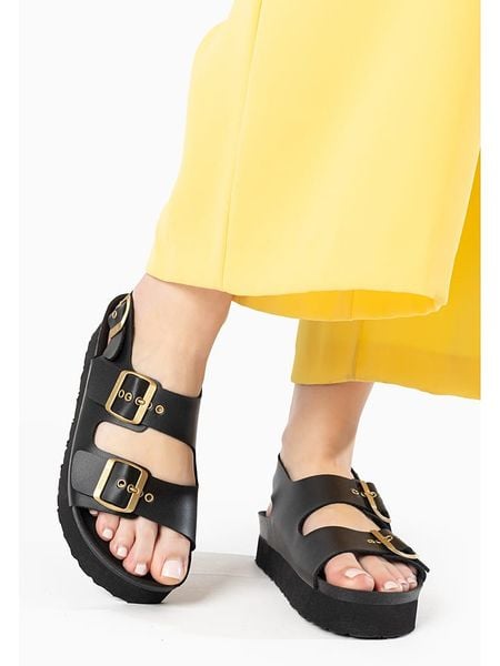 BAYTON Sandały "Achille Plus" w kolorze czarnym rozmiar: 39. Czarne sandały Bayton, bez wzorów, klasyczne, z otwartym noskiem, bez obcasa, na platformie, bez zapięcia. Za 172.08 zł.