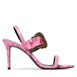 Sandały Versace Jeans Couture. Czerwone sandały Versace Jeans Couture, bez wzorów, z jeansu, bez obcasa, na szpilce, bez zapięcia. Za 989.99 zł.