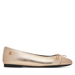 Baleriny Tommy Hilfiger. Żółte baleriny TOMMY HILFIGER, bez wzorów, bez obcasa. Za 429.99 zł.