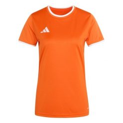 Koszulka damska adidas Entrada Jersey. Białe bluzki Adidas, bez wzorów, z jersey, sportowe, bez kołnierzyka, bez ramiączek. Za 60.99 zł.