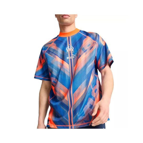 Koszulka retro OM. Brązowe bluzki Puma, bez wzorów, retro, bez kołnierzyka, bez ramiączek. Za 251.00 zł.