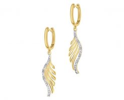 Kolczyki z żółtego złota z brylantami - piórka - 0,08 ct - próba 585. Żółte kolczyki Apart, z brylantem, złote. Za 4,790.00 zł.