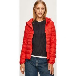 Only - Kurtka. Czerwone kurtki Only, l, bez wzorów, z materiału, z kapturem. Za 219.90 zł.