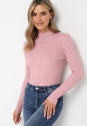 Różowy Dopasowany Sweter Golf z Ozdobnymi Guzikami Oppanla. Czerwone golfy Born2be, z aplikacjami, z dzianiny, bez ramiączek. Za 44.99 zł.
