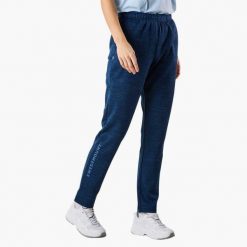 Spodnie treningowe damskie Swedemount Training Logo Pants II. Niebieskie spodnie dresowe SWEDEMOUNT, bez wzorów, z dresówki, do biegania. Za 199.99 zł.