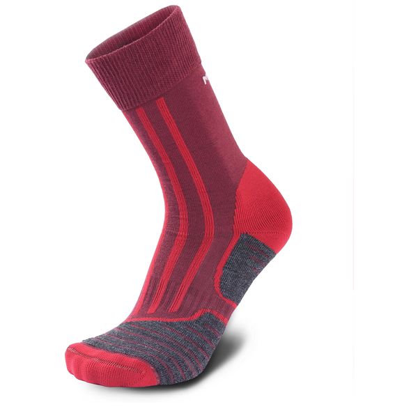 Skarpety trekkingowe damskie Meindl MT2 Lady. Czerwone skarpety Meindl, bez wzorów. Za 72.04 zł.