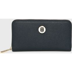 Tommy Hilfiger - Portfel. Niebieskie portfele TOMMY HILFIGER, bez wzorów, z materiału. W wyprzedaży za 239.90 zł.