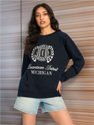 Bluza z długim rękawem - granatowy. Niebieskie bluzy Sinsay, l, bez wzorów, bez kaptura. Za 33.99 zł.
