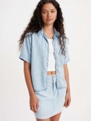 Levi's Koszula dżinsowa w kolorze błękitnym rozmiar: L. Niebieskie koszule Levi's®, l, bez wzorów, bez kołnierzyka, bez ramiączek. Za 114.45 zł.