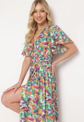 Zielona Sukienka z Wiskozy z Ozdobnymi Marszczeniami i Gumką w Pasie z Rozcięciem na Dole Fierasa. Zielone sukienki Born2be, na co dzień, l, bez wzorów, z jeansu, eleganckie, bez kołnierzyka, bez ramiączek, maxi, kopertowe. Za 159.99 zł.