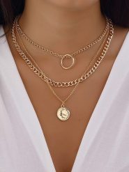 Nakkash Pozłacany naszyjnik z elementem ozdobnym rozmiar: onesize. Żółte naszyjniki Nakkash, metalowe. Za 39.99 zł.