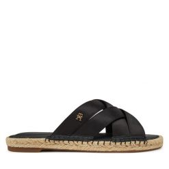 Espadryle Tommy Hilfiger. Czarne espadryle TOMMY HILFIGER, bez wzorów, bez obcasa, bez zapięcia. Za 219.99 zł.