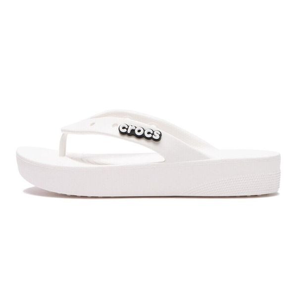 Japonki damskie Crocs Platform Flip. Białe klapki Crocs, bez wzorów, z materiału, bez obcasa. Za 179.00 zł.