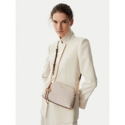 Torebka MICHAEL Michael Kors. Białe torebki klasyczne MICHAEL Michael Kors, bez wzorów, bez dodatków. Za 1,019.00 zł.