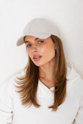 CZAPKA GAIA PIASKOWA One size - Flawless. Czapki Flawless, bez wzorów, z tkaniny. Za 160.00 zł.