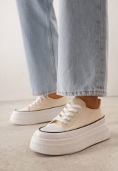 Beżowe Trampki VICES na Grubej Podeszwie Zdobione Lamówką Riosara. Brązowe obuwie sportowe Born2be, z jeansu, bez zapięcia. Za 89.99 zł.