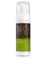 Botanifique Pianka oczyszczająca "Re-Fresh" - 150 ml rozmiar: onesize. Oczyszczanie Botanifique. Za 69.99 zł.