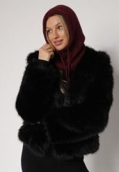 Bordowa Czapka Kominiarka z Wełną o Kroju Kaptura z Kominem Linezra. Czerwone czapki Born2be, bez wzorów, z dzianiny. Za 74.99 zł.