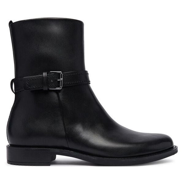 Botki ECCO. Czarne botki ecco, bez wzorów, bez obcasa, na płaskiej podeszwie, bez zapięcia. Za 799.99 zł.