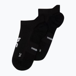 Skarpety On Core Run Low 2. Czarne skarpety On, bez wzorów, z bawełny. Za 149.99 zł.