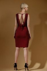 Sukienka Ognista Woda. Sukienki Hultaj Polski, na lato, l, bez wzorów, z dzianiny, eleganckie, bez kołnierzyka, bez ramiączek, midi. Za 269.00 zł.