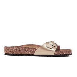 Klapki damskie Birkenstock Madrid BF. Brązowe klapki Birkenstock, bez wzorów, z materiału, bez obcasa. Za 461.00 zł.