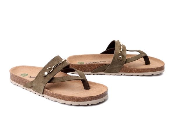 DR. BRINKMANN 700863-07 grun, klapki japonki damskie. Zielone klapki Dr. Brinkmann, bez wzorów, ze skóry, bez obcasa. Za 249.90 zł.