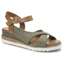 Zielone Sandały Artiker Wygodne Skórzane Buty. Zielone sandały Artiker, bez wzorów, ze skóry, klasyczne, bez obcasa, na koturnie, bez zapięcia. Za 239.00 zł.