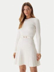 Guess Sukienka dzianinowa W5BK68 Z2YJ2 Écru Slim Fit. Sukienki Guess, xxl, z aplikacjami, z dzianiny, bez kołnierzyka, bez ramiączek. Za 619.99 zł.