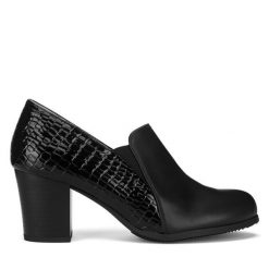 Półbuty Clara Barson. Czarne czółenka Clara Barson, bez wzorów, bez obcasa, na obcasie, bez zapięcia. Za 119.99 zł.