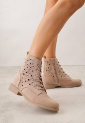 Ciemnobeżowe Ażurowe Botki ze Sznurowaną Cholewką Sephylia. Brązowe botki Renee, w ażurowe wzory, z jeansu, bez obcasa, na płaskiej podeszwie, bez zapięcia. Za 119.99 zł.