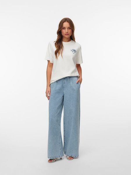 Vero Moda Koszulka w kolorze białym ze wzorem rozmiar: S. Białe bluzki Vero Moda, s, bez wzorów, z bawełny, bez kołnierzyka, bez ramiączek. Za 66.93 zł.