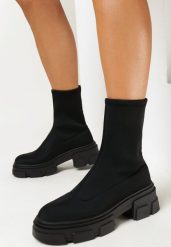 Czarne Wsuwane Botki z Elastyczną Dopasowaną Cholewką Ewarane. Czarne botki Born2be, bez wzorów, bez obcasa, na obcasie, bez zapięcia. Za 34.99 zł.