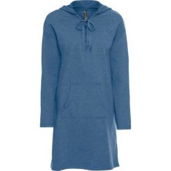Sukienka dresowa ze sznurowaniem bonprix niebieski dżins. Niebieskie sukienki bonprix, bez wzorów, z dresówki, bez kołnierzyka, bez ramiączek. Za 79.99 zł.