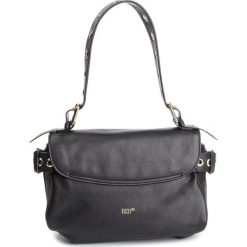 Torebka RED VALENTINO - RQ2B0B31 Nero 0NO. Czarne torebki klasyczne Red Valentino, bez wzorów, ze skóry, bez dodatków. W wyprzedaży za 1,219.00 zł.