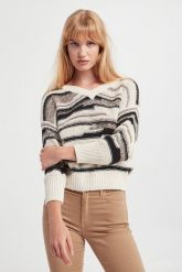 Sweter damski Cayenne MARELLA SPORT. Swetry Marella Sport, m, bez wzorów, bez ramiączek. W wyprzedaży za 571.35 zł.