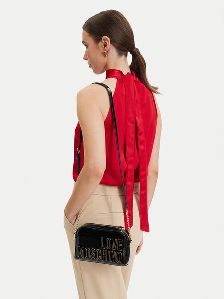 LOVE MOSCHINO Torebka JC4250PP0OKE100A Czarny. Czarne listonoszki Love Moschino, bez wzorów, ze skóry, bez dodatków. Za 543.99 zł.