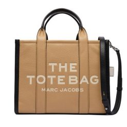 Torebka Marc Jacobs. Brązowe torebki klasyczne Marc Jacobs, bez wzorów, bez dodatków. Za 2,629.00 zł.