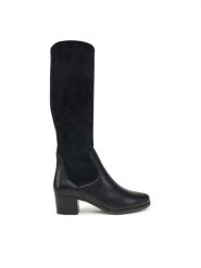 Caprice Kozaki 9-25531-45 Czarny. Czarne kozaki Caprice, ze skóry, bez obcasa, na słupku, bez zapięcia. Za 489.99 zł.