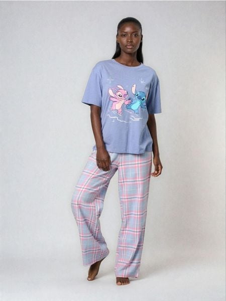 Bawełniana piżama dwuczęściowa z nadrukiem Stitch - błękitny. Niebieskie piżamy Sinsay, bez wzorów, z bawełny, bez ramiączek. Za 69.99 zł.