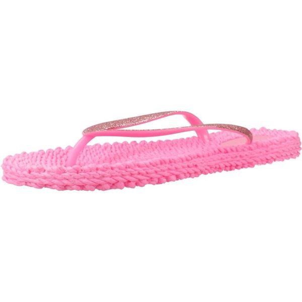 Sandały ILSE JACOBSEN CHEERFUL01 Rose. Czerwone sandały Ilse Jacobsen, bez wzorów, z gumy, bez obcasa, bez zapięcia. Za 175.99 zł.