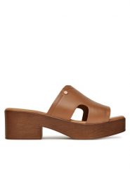 Lasocki Klapki WI16-2356-01 Brązowy. Brązowe klapki Lasocki, bez wzorów, ze skóry, bez obcasa. Za 159.99 zł.