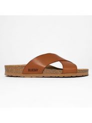 Blue Bay Klapki "Mirtille" w kolorze jasnobrązowym rozmiar: 41. Brązowe klapki Blue Bay, bez wzorów, z otwartym noskiem, bez obcasa. Za 169.95 zł.