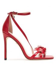 Marciano Guess Sandały 5YGZ34 7368A Czerwony. Czerwone sandały Marciano Guess, z aplikacjami, ze skóry, bez obcasa, na szpilce, bez zapięcia. Za 1,039.00 zł.