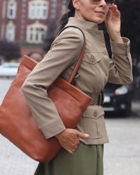 Torebka shopperka premium z miękkiej skóry cielęcej MARCO MAZZINI brązowa camel. Brązowe shopper bez wzorów, ze skóry, bez dodatków. Za 728.99 zł.