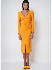 Monki Sukienka w kolorze pomarańczowym rozmiar: 34. Pomarańczowe sukienki Monki, na co dzień, bez wzorów, bez kołnierzyka, bez ramiączek, midi, proste. Za 39.99 zł.