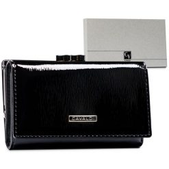 Portfel skórzany 4U Cavaldi [DH] H23-1-SH9 czarny. Czarne portfele 4U Cavaldi, z aplikacjami, z lakierowanej skóry. Za 79.00 zł.