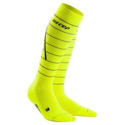 Skarpety kompresyjne damskie sportowe CEP Reflective wysokie. Czarne skarpety CEP, bez wzorów. Za 209.00 zł.